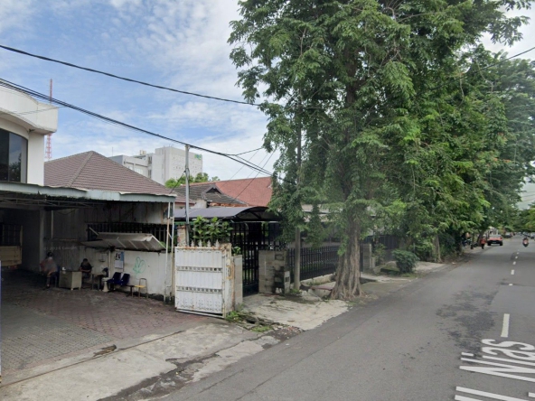 Rumah pusat kota Surabaya