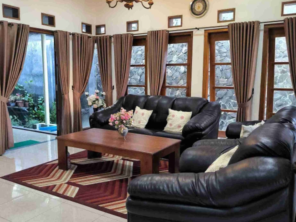 Jual rumah mewah di Jogja