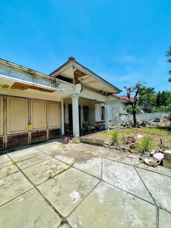 Rumah tua hitung tanah