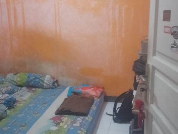 Jual rumah Ciracas Jaktim