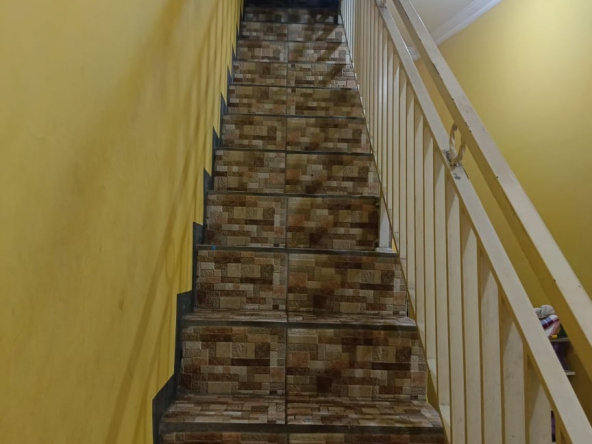 Jual rumah Ciracas Jaktim