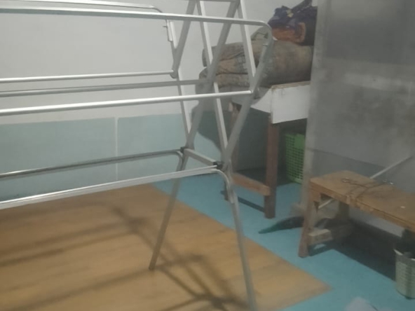 Jual rumah Ciracas Jaktim
