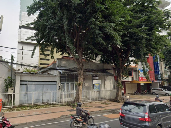 Jual rumah hitung tanah Surabaya