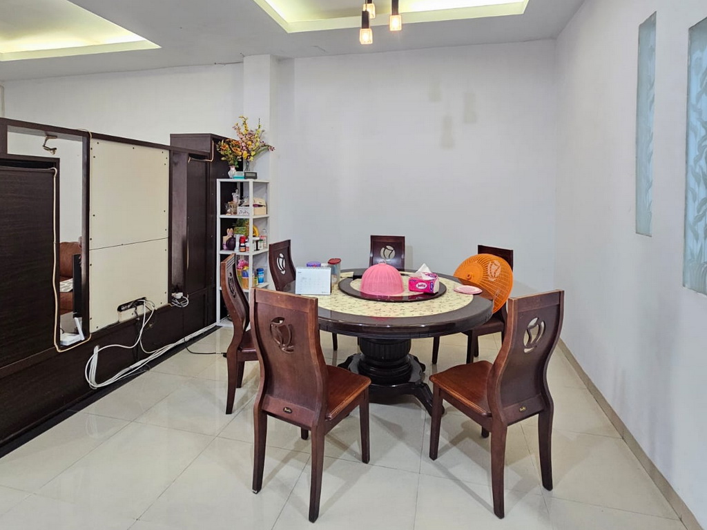 Cemara Asri dijual