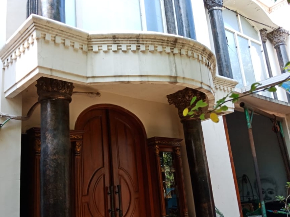 Dijual rumah Rungkut