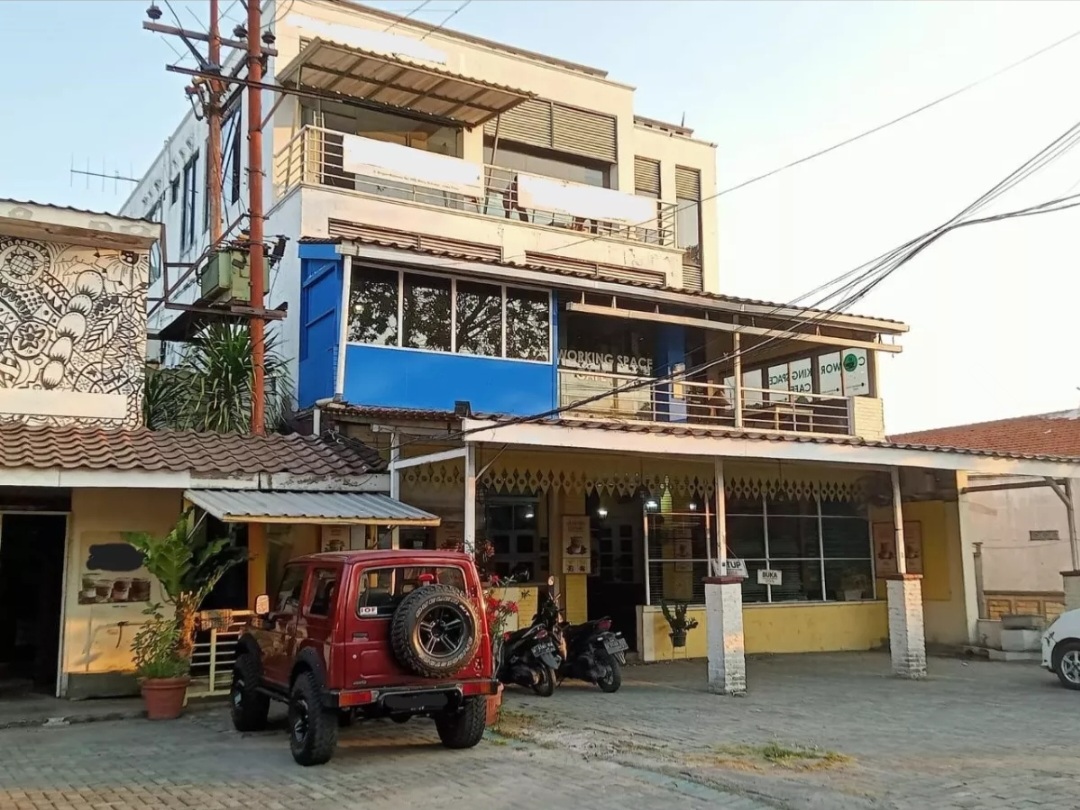 Dijual Rumah Usaha