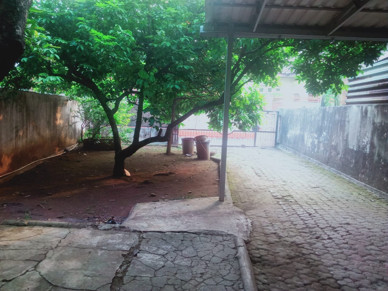 Jual rumah di Bekasi Timur