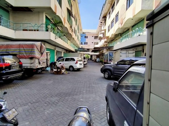 Ruko di Surabaya dijual