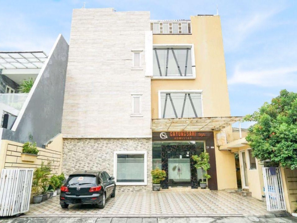 Dijual rumah kost di Surabaya