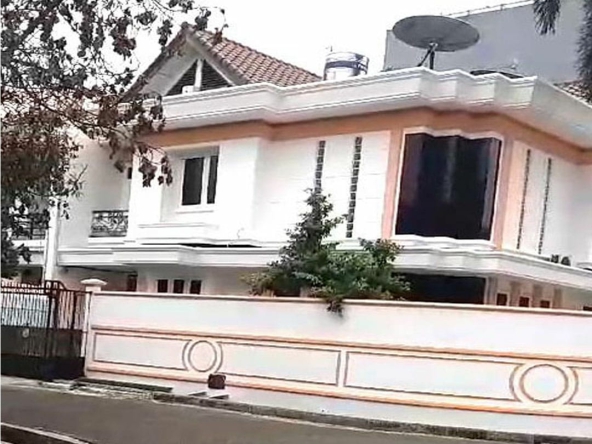 Jual rumah Puri Kembangan
