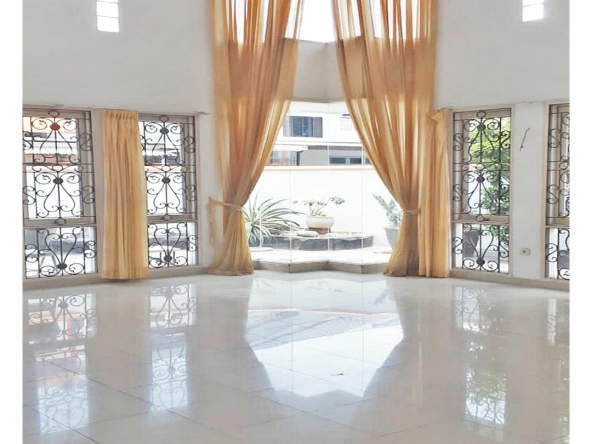 Jual rumah Puri Kembangan