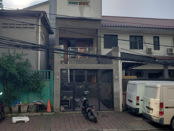rumah dijual senen