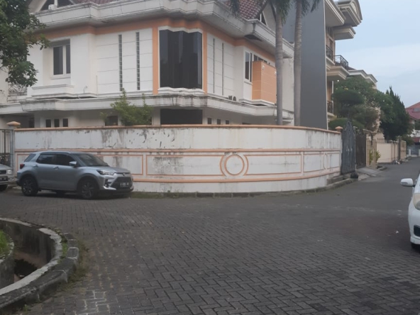 Jual rumah Puri Kembangan