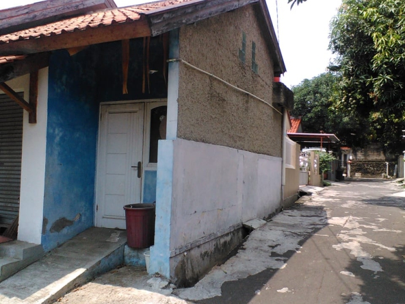 Dijual rumah hitung tanah