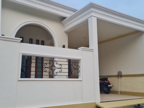 Rumah dekat stasiun Cibinong