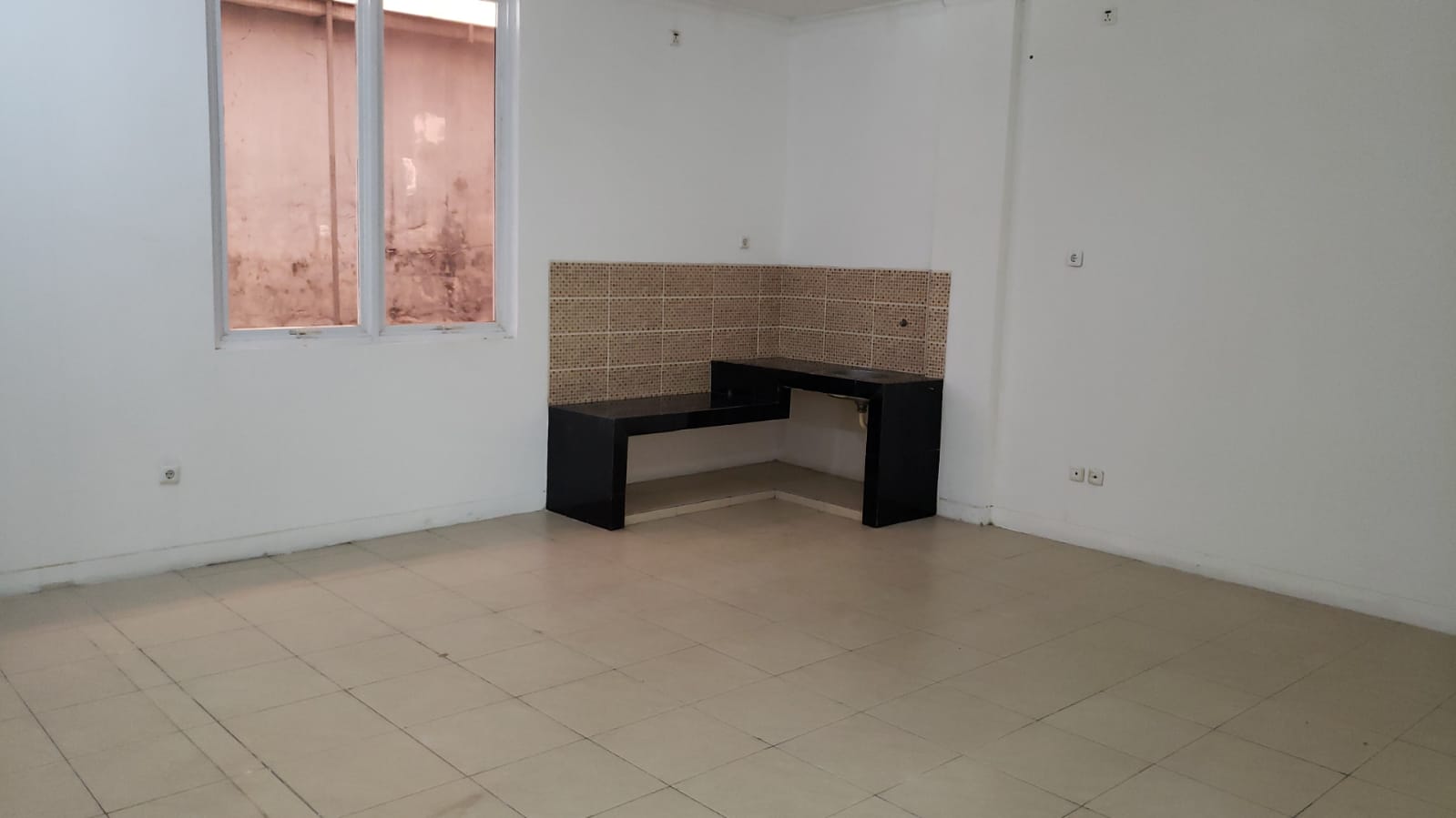 Sewa ruko Harapan Indah