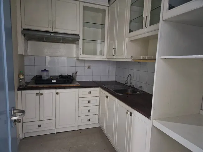 Apartemen Pantai Mutiara dijual