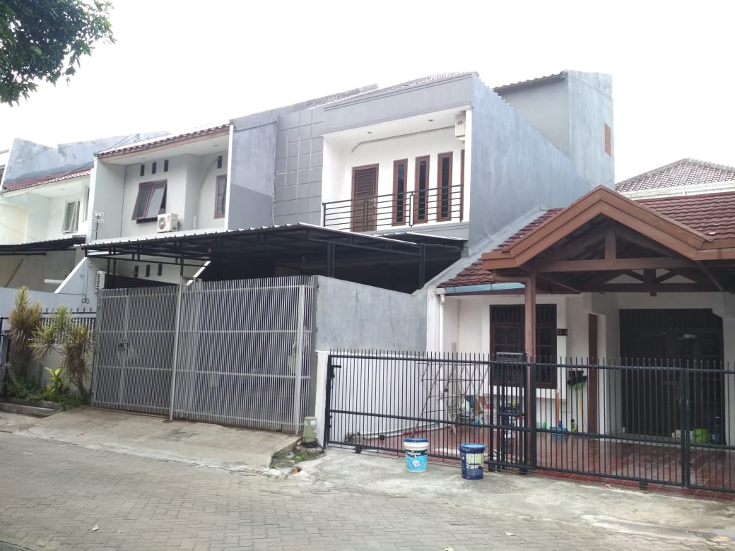 Rumah dijual di Taman Kedoya Permai