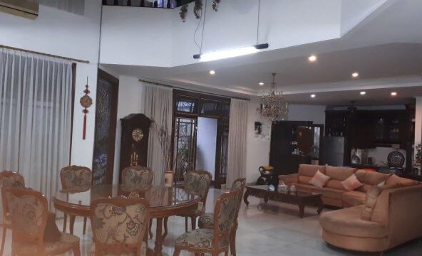 Rumah dijual di taman Kedoya Baru