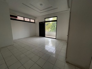 Jual rumah di Mampang Prapatan