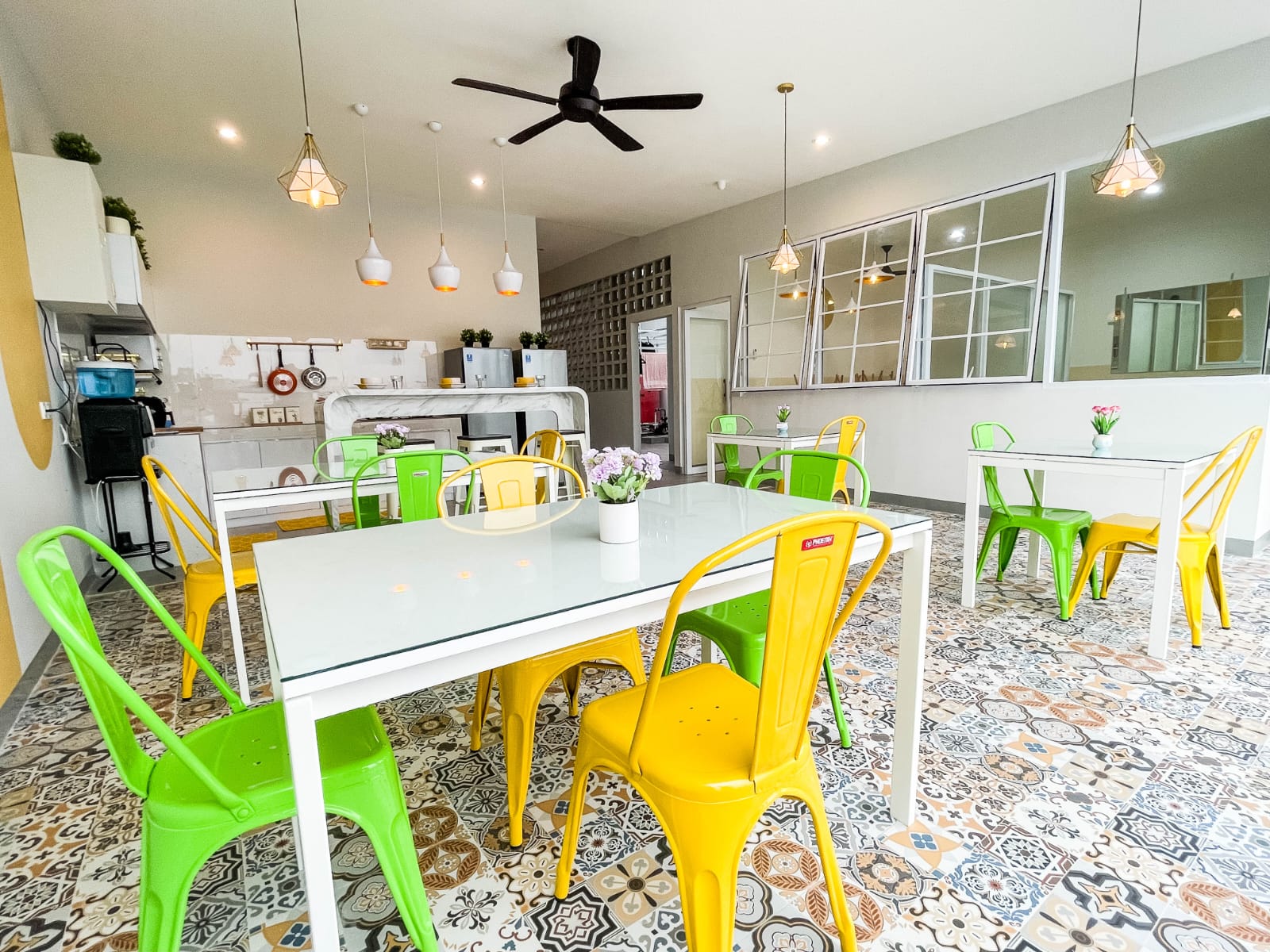 Rumah kost dijual Jakarta Barat