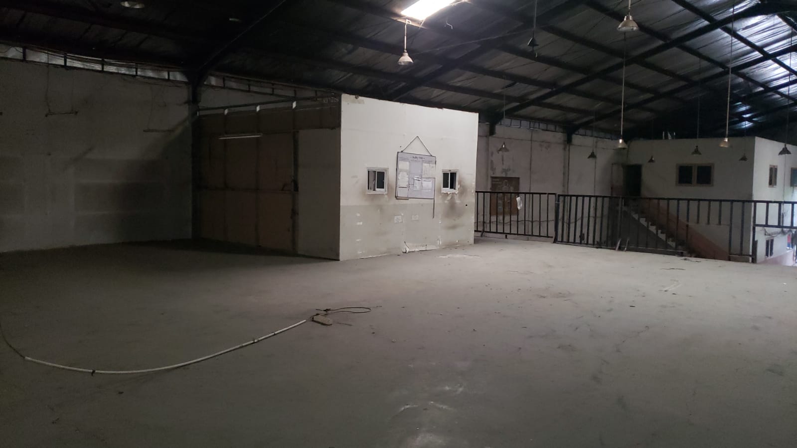 Gudang di jual di Tangerang