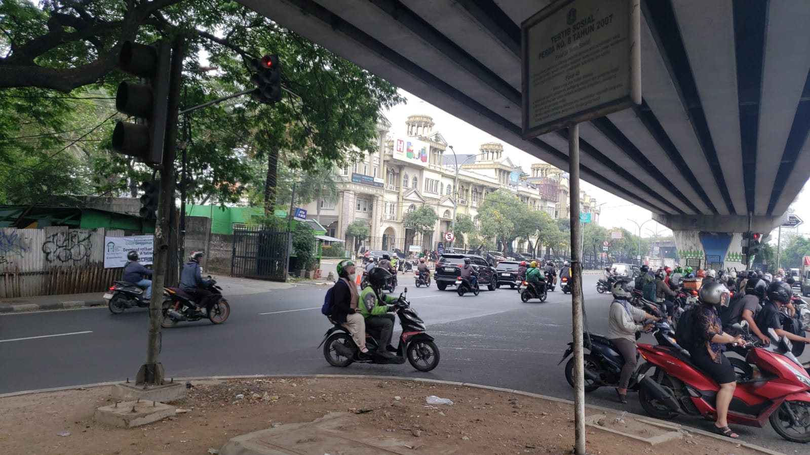 Jual tanah Daan Mogot