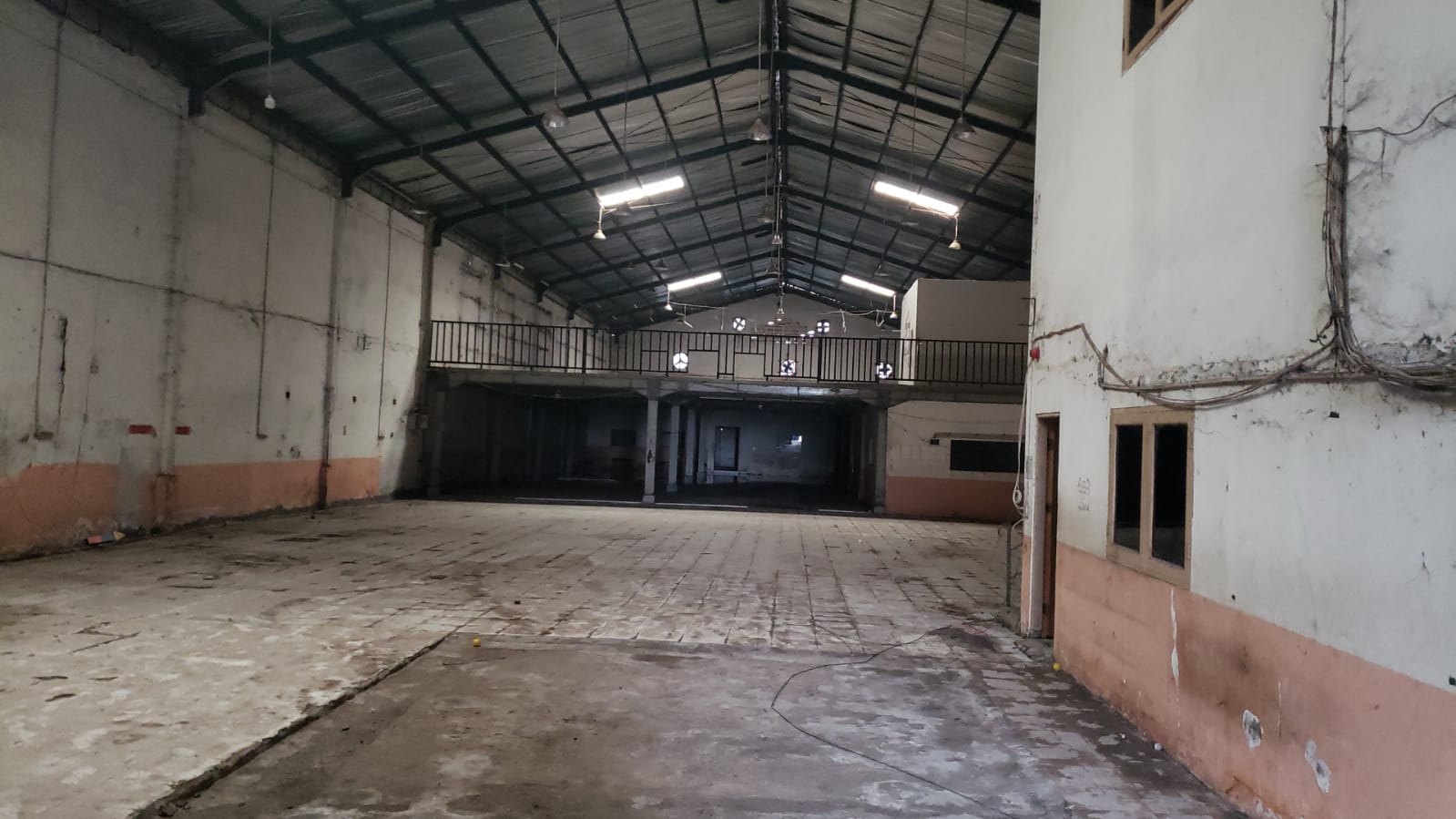 Gudang di jual di Tangerang