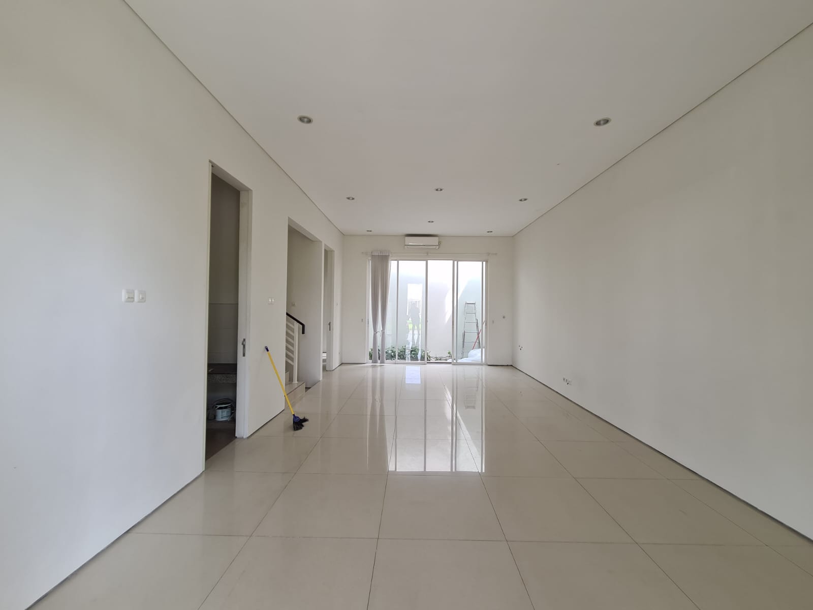 rumah Royal Residence Surabaya