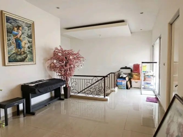 Rumah komplek Kupang Indah