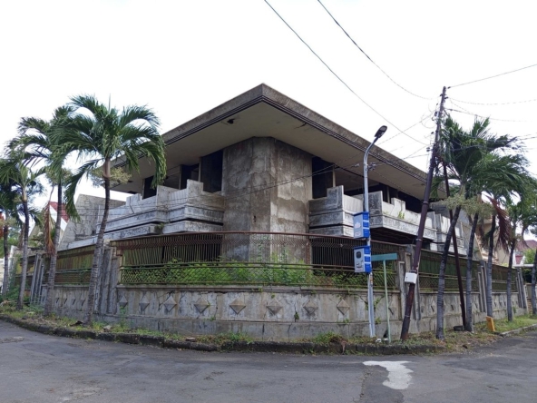 Rumah Taman Darmo