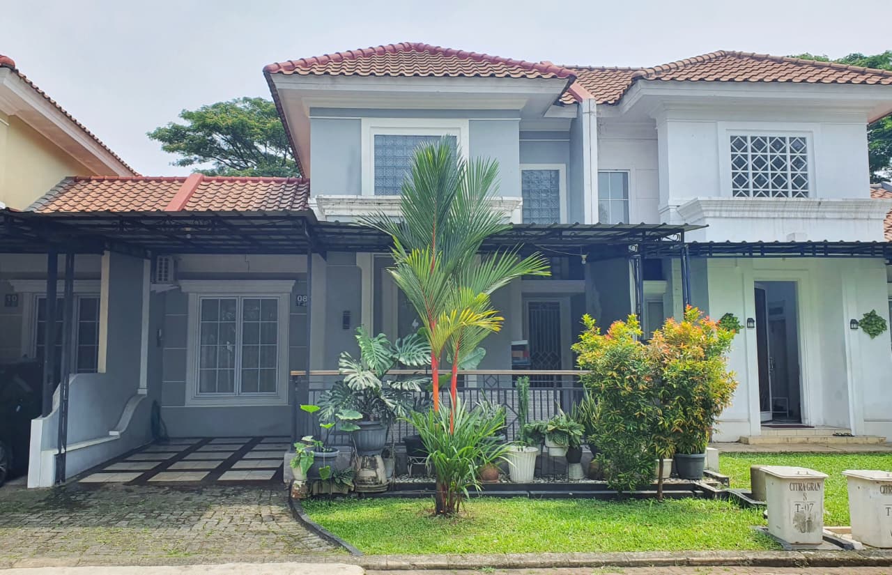 Jual rumah Grand Wisata