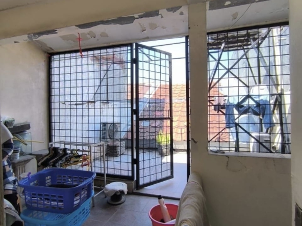 Ruko Raya Darmo Baru