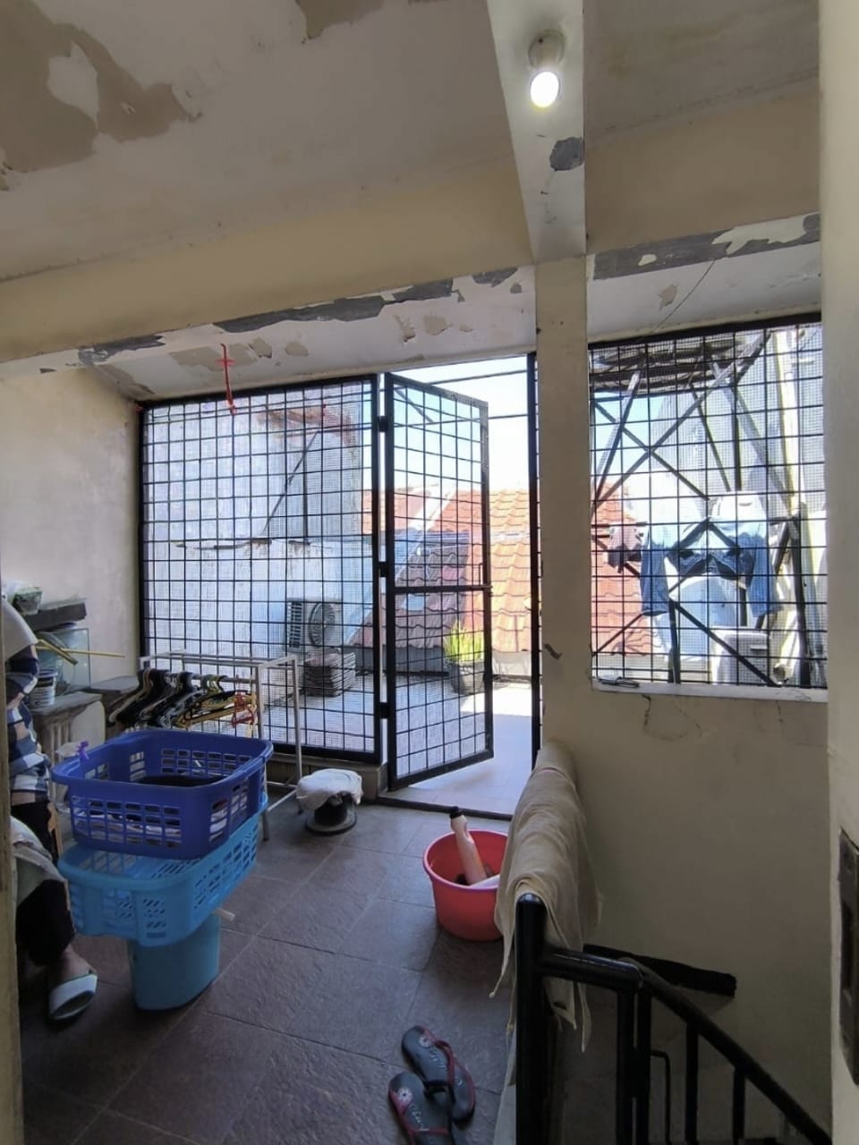 Ruko Raya Darmo Baru