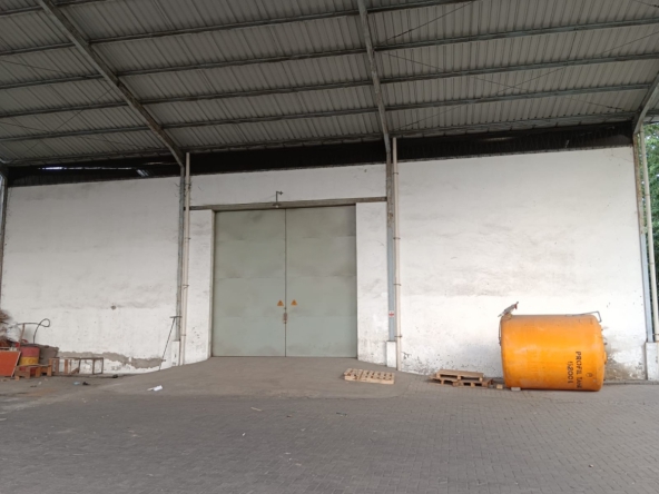 Gudang komersial Surabaya