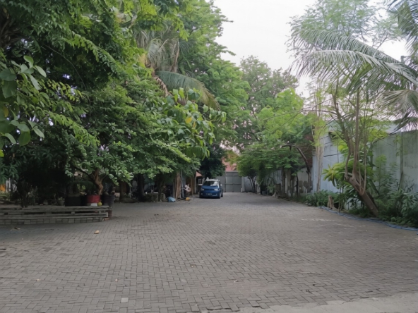 Gudang komersial Surabaya