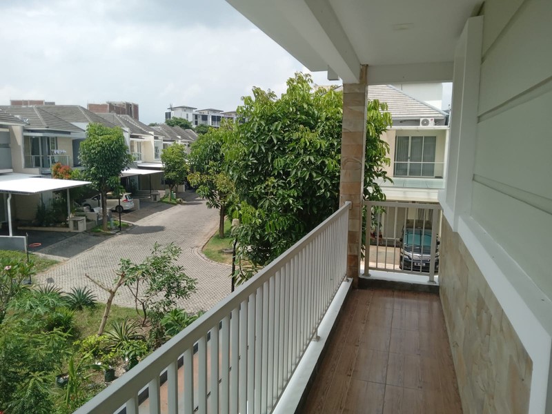 Rumah Royal Residence