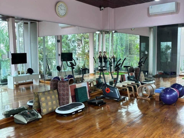 Jual rumah Gading Serpong