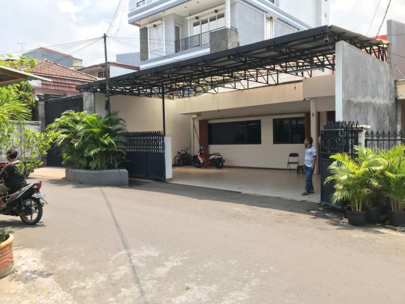 Jual rumah Jakarta Barat