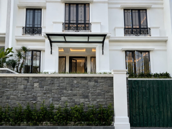 Jual Rumah di Kebayoran Baru