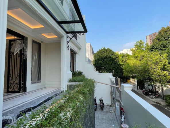 Jual Rumah di Kebayoran Baru
