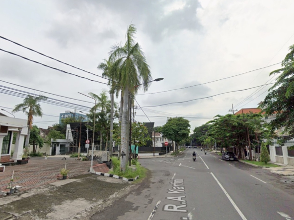 Rumah komersial