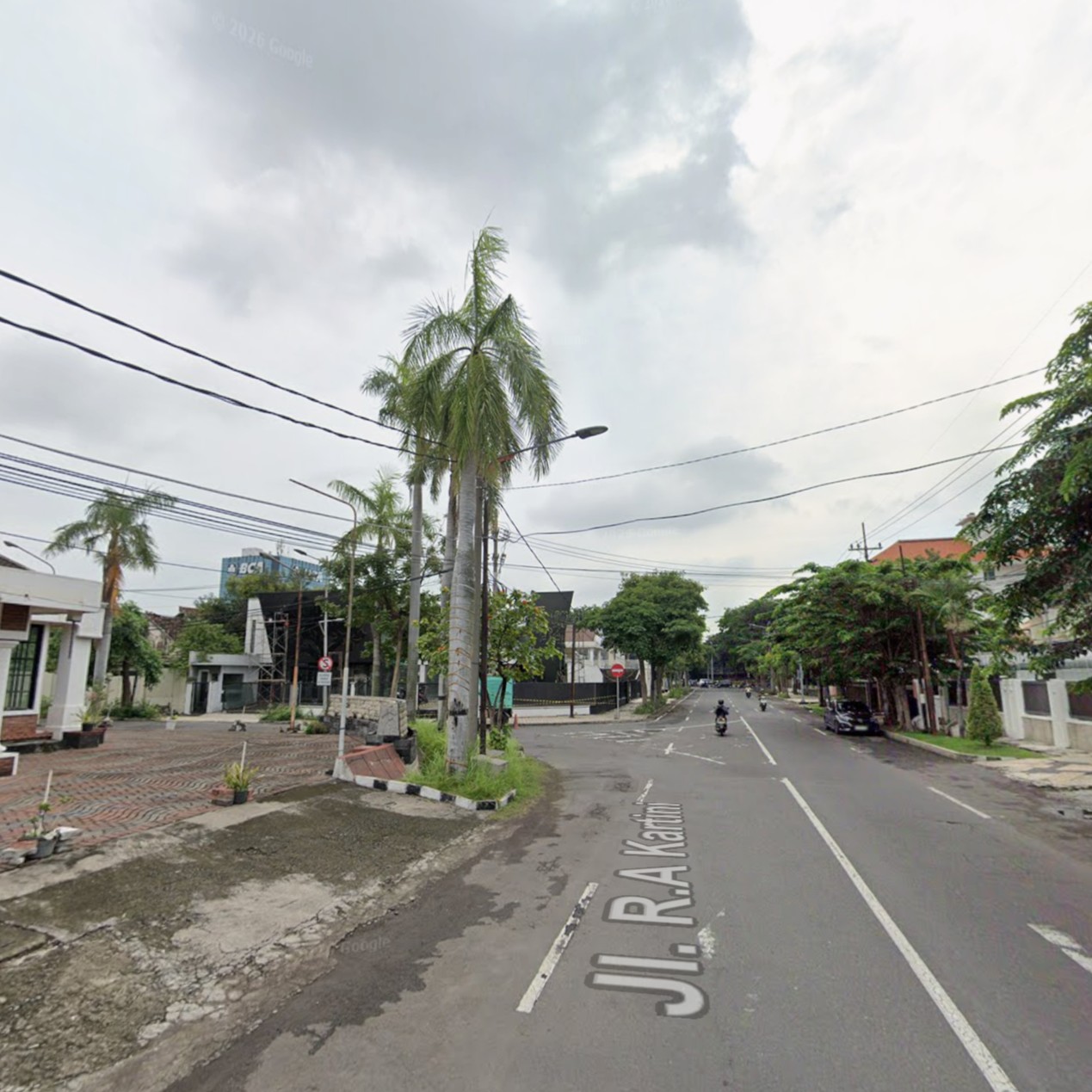 Rumah komersial