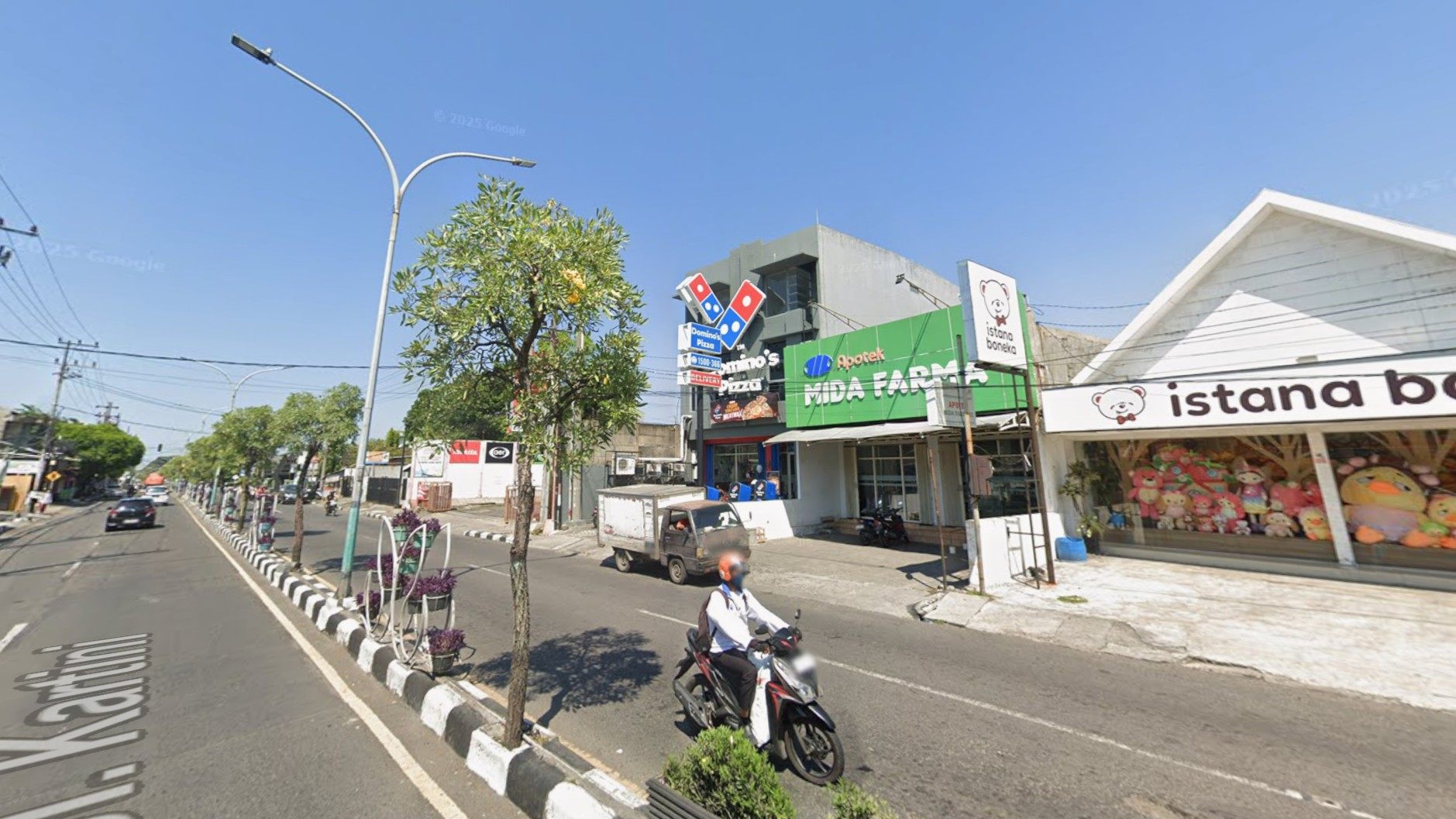 dijual Showroom
