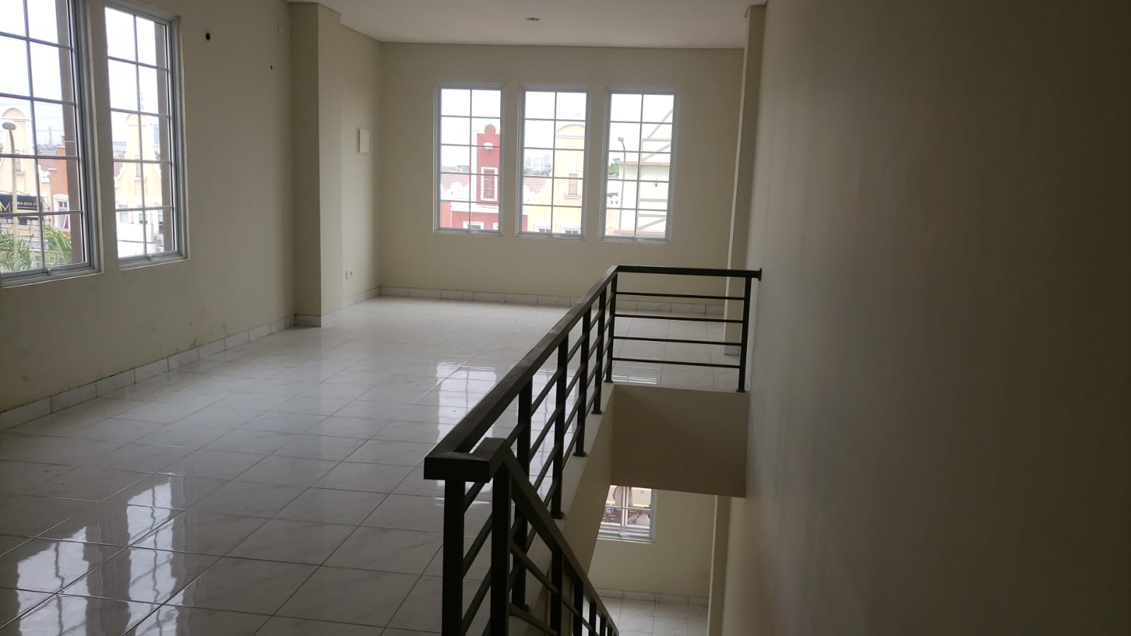 ruko di Gading Serpong