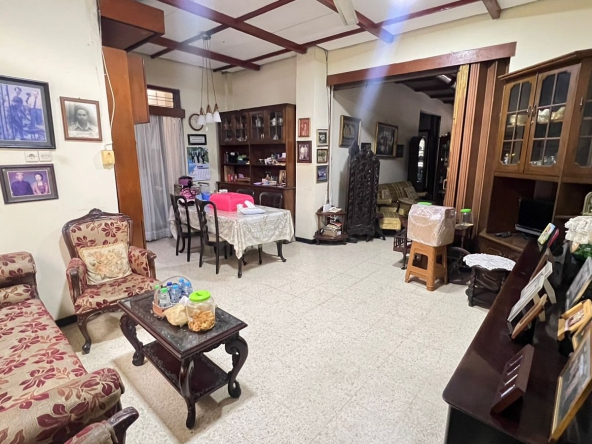 Rumah komersial