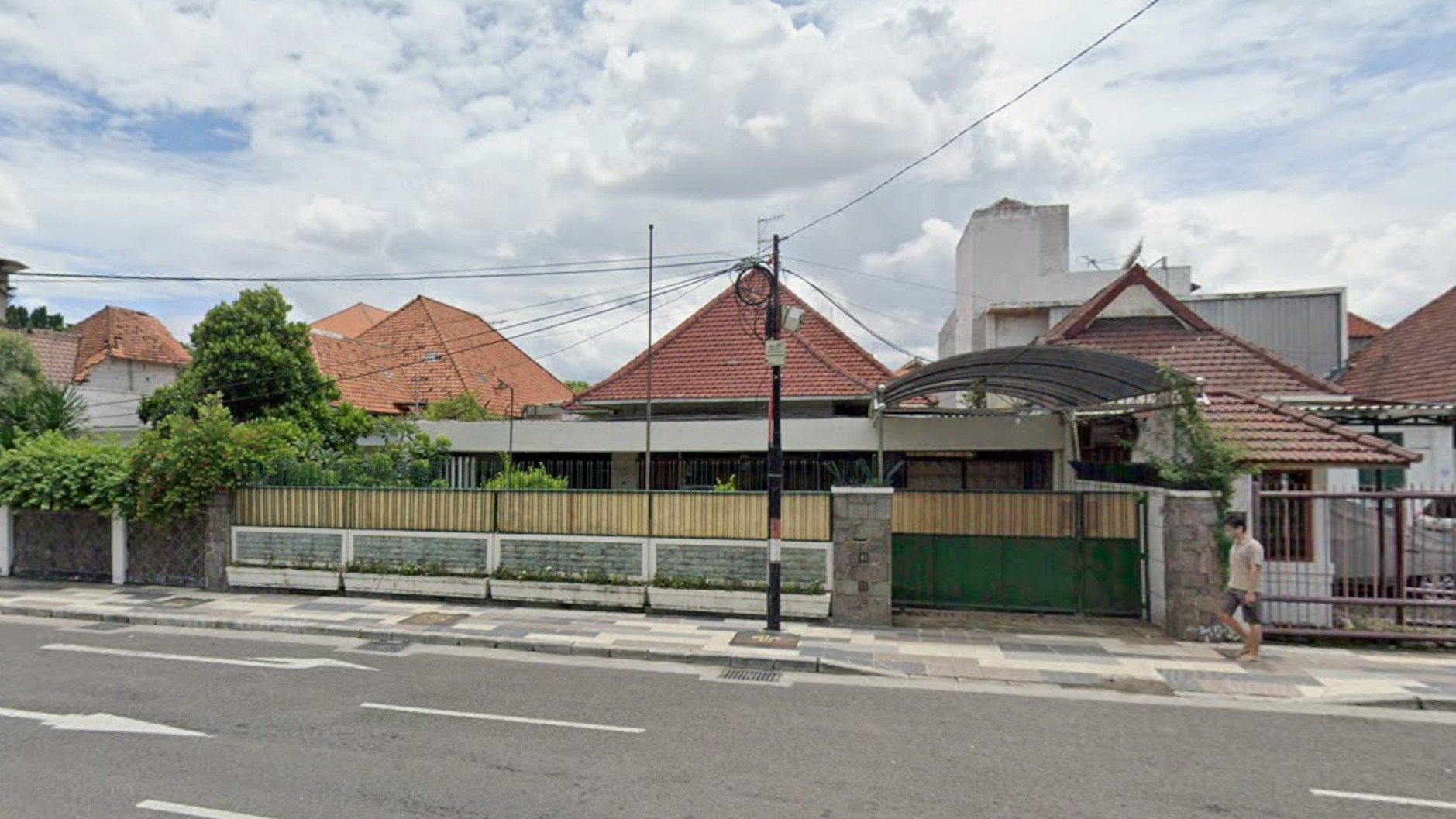 Rumah Strategis Surabaya