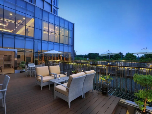 hotel dijual