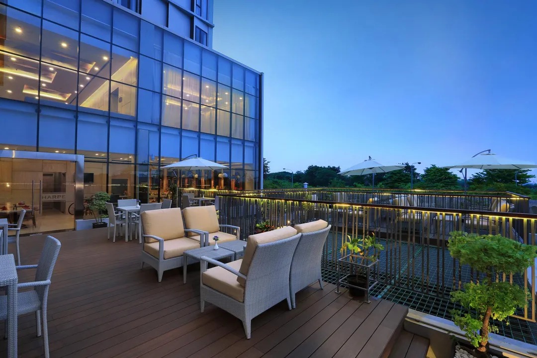 hotel dijual