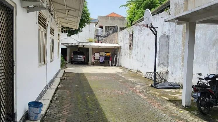 Rumah di pusat kota